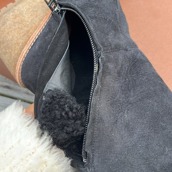 Boots on wedge platform - Picture 10 of 12